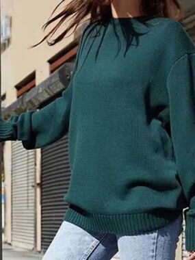 Brandy Melville Forest Green Oversized Knit Crewneck Sweater OS
